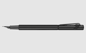 Caran d'Ache 849 Black Code Pluma Fuente